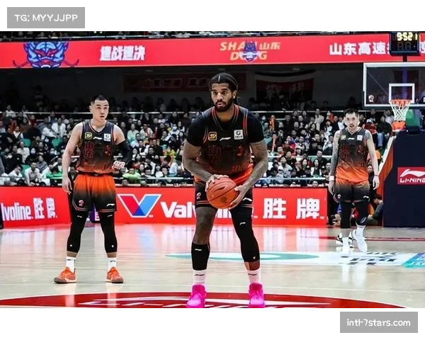 北京男篮接触前南京同曦外援戴维斯，小外援更换计划浮出水面